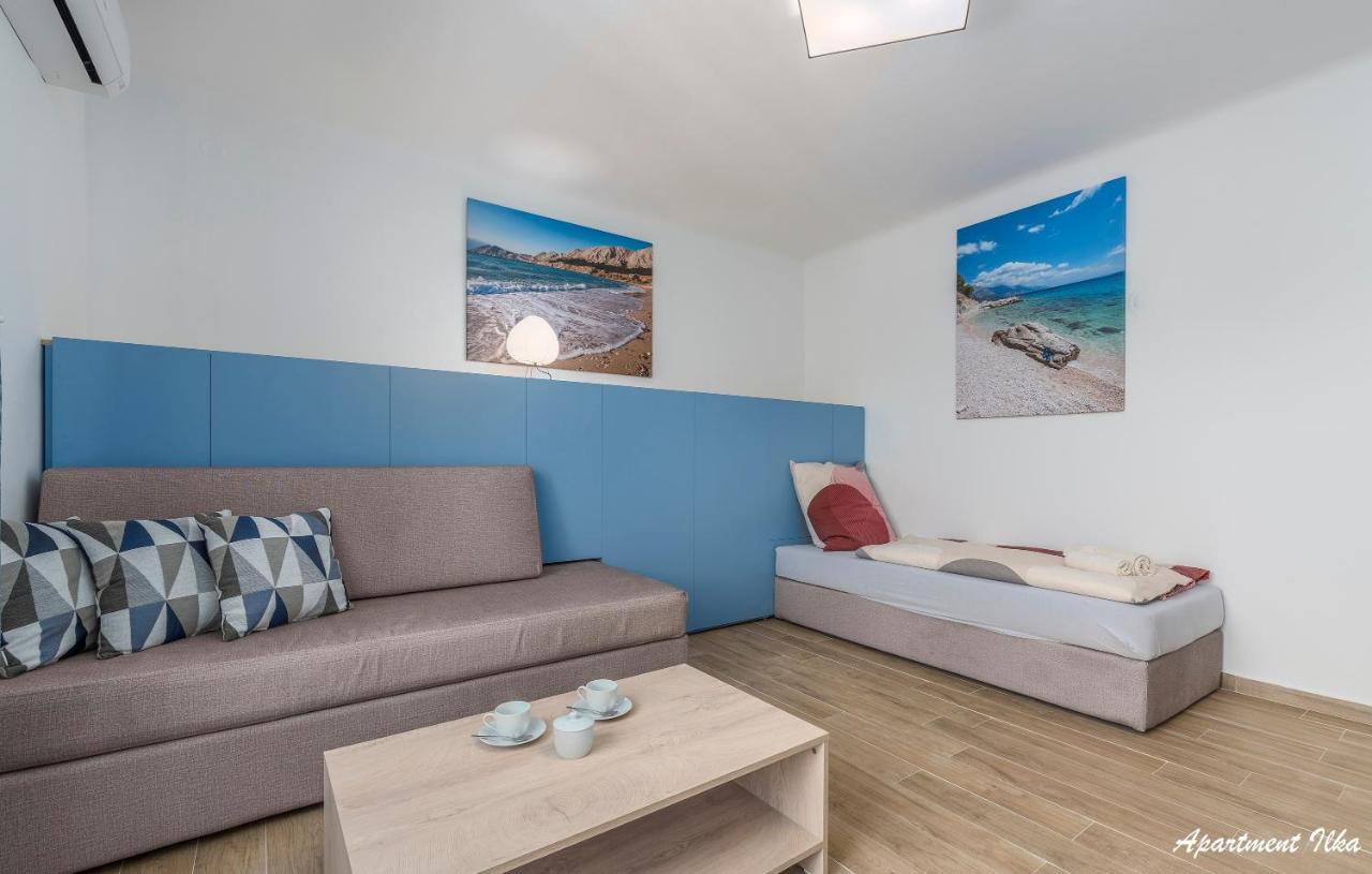 Apartmani Nena I Ilka Пула Екстериор снимка
